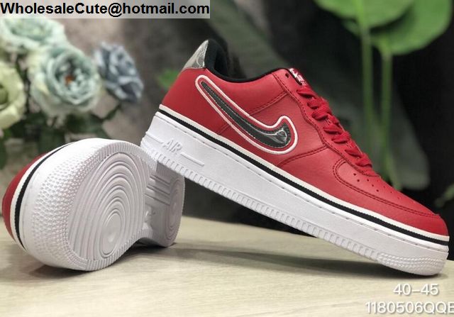 Nike Air Force 1 Low Bulls
