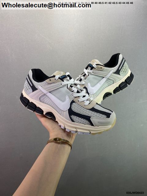 nike vomero 5 supersonic